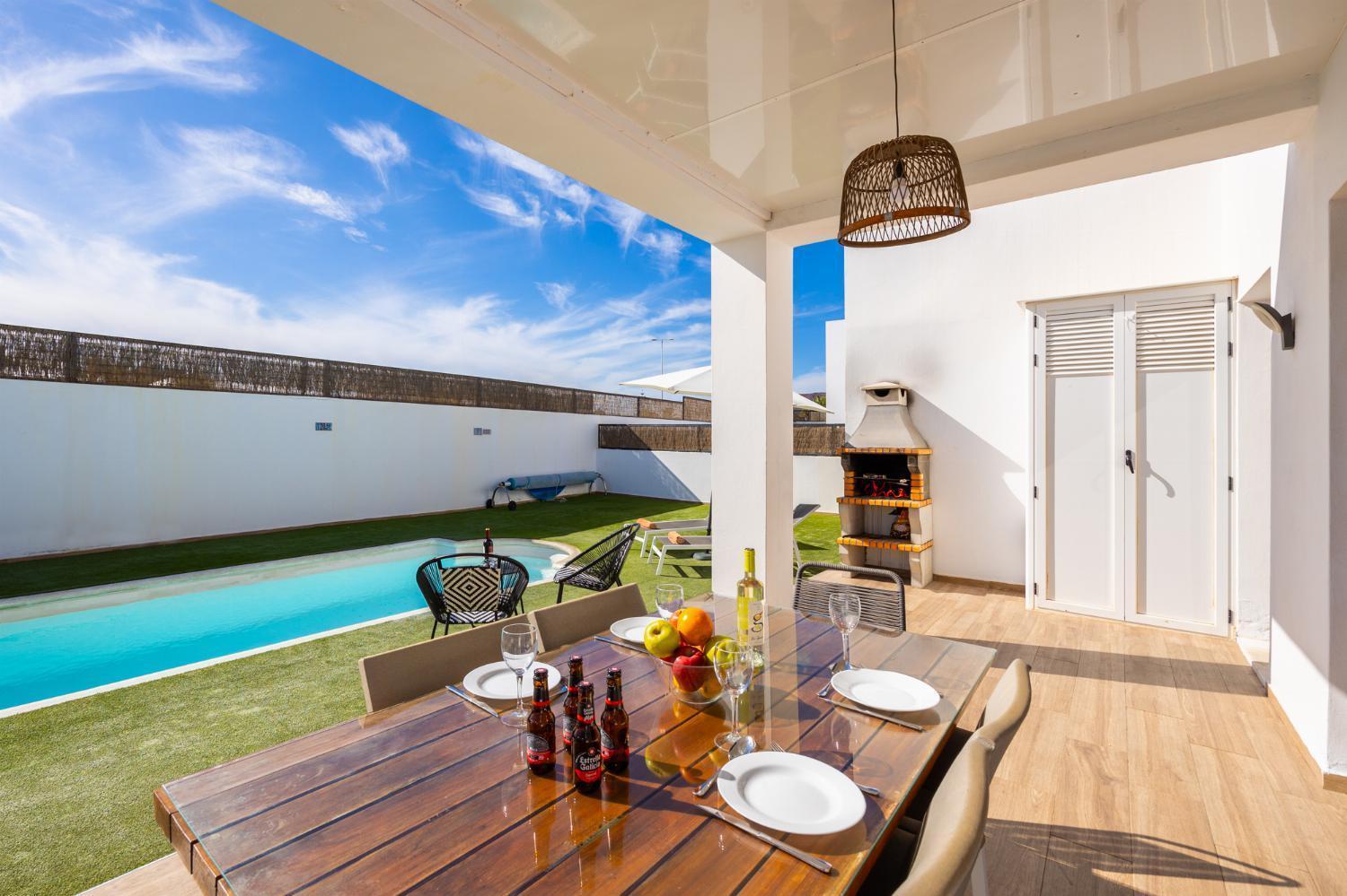 Villa Cindy Playa Blanca  Ngoại thất bức ảnh